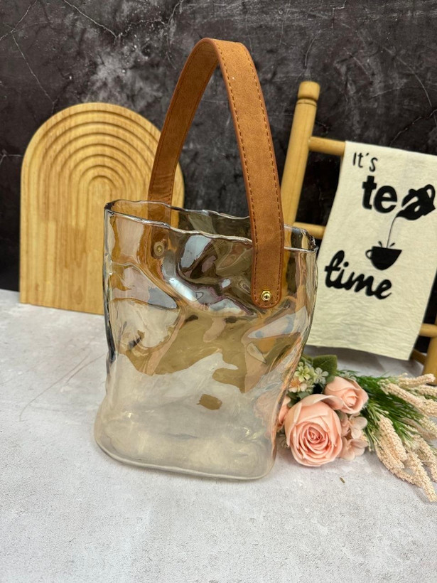 گلدان پیرکس و دسته چرمی