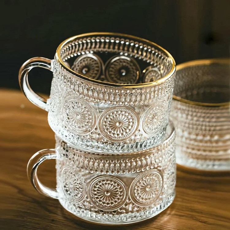 لته خوری (دسر و نودل خوری) وارداتی