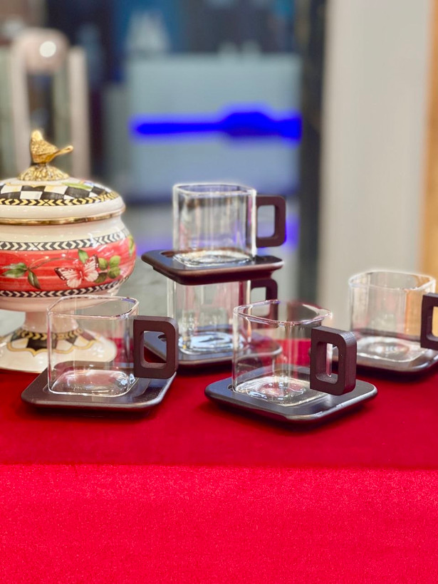 فنجان و نعلبکی پیرکس مربعی محصول وارداتی IMAR